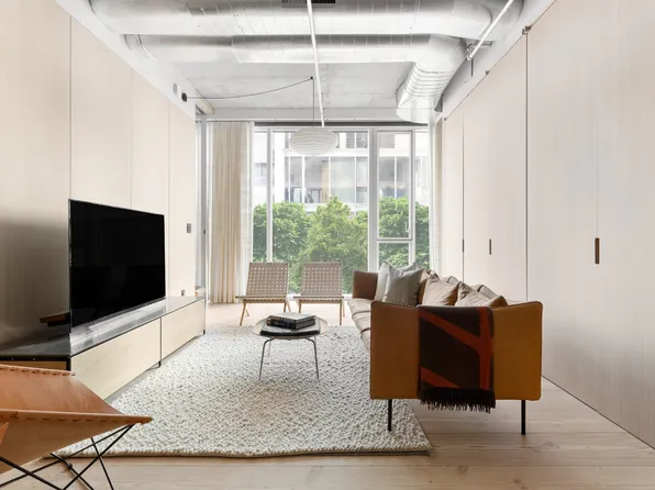 165 Charles Street image 10 of 16