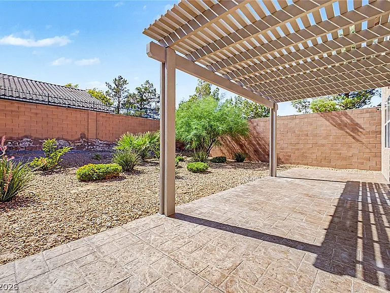 10907 Castle Fountain St — Photo 31