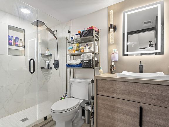 3rd image of 1512 Asbury Park Rd