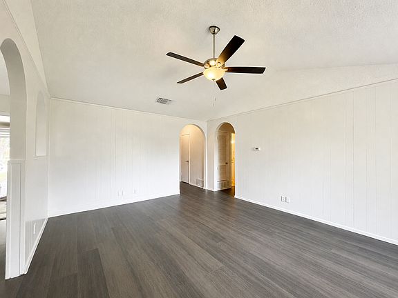 3rd image of 6617 Nola Dr
