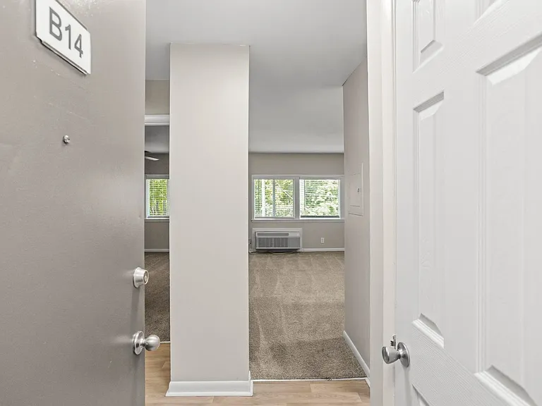 Belmont Place — Photo 12