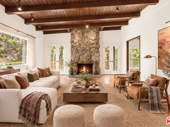 2370 Nichols Canyon Rd, Los Angeles, CA 90046