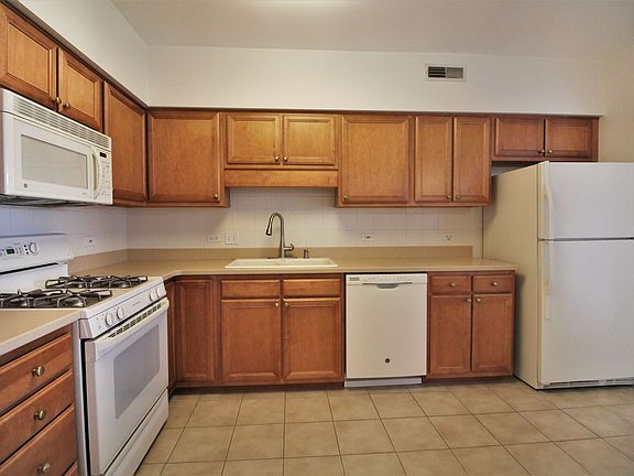 4th image of 1 N Beacon Pl APT 709