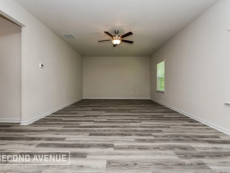344 Oliver Dr — Photo 3