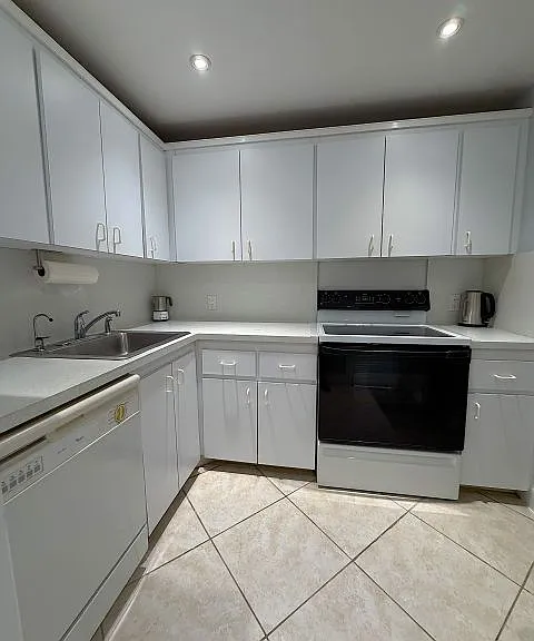 20400 W Country Club Dr #216 — Photo 14