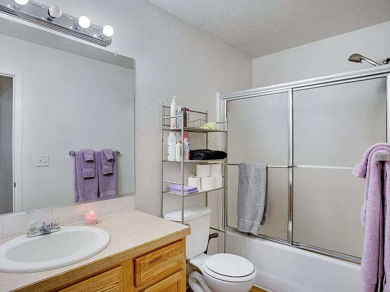 1725 Rowan Ln — Photo 21