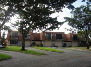 1514 SW 110th Way, Davie, FL 33324