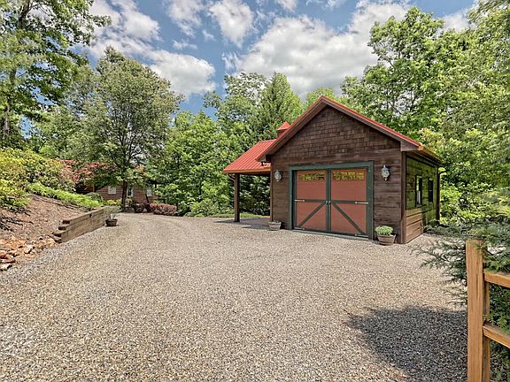 3rd image of 7236 Rocky Mountain Ln