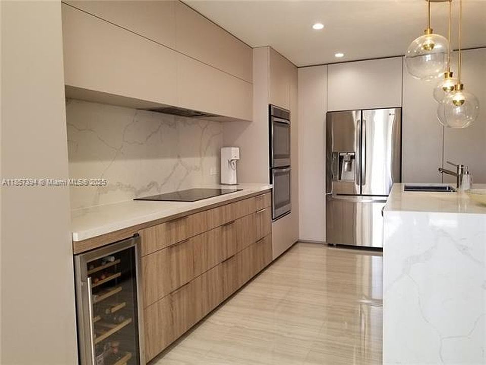 1st image of 21216 Harbor Way #Townhouse 151-15