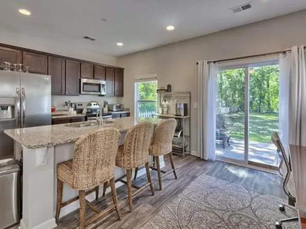 705 Center St, West Columbia, SC 29169