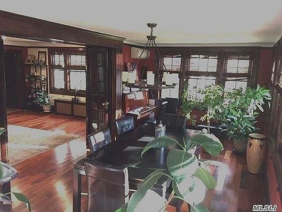 3rd image of 78 Dartmouth St #1