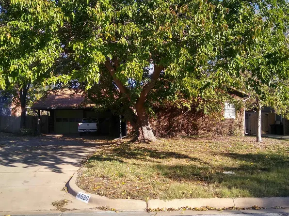6520 E Farmview Ln, Wichita, KS 67206