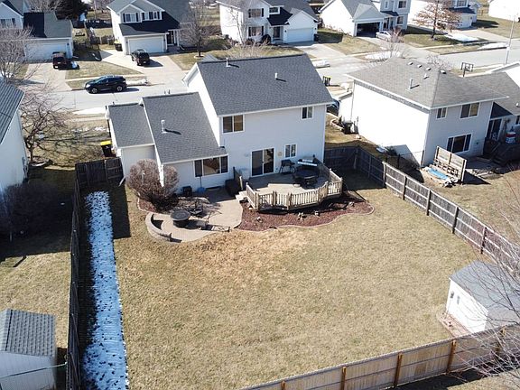 5th image of 145 SE Dogwood Ln