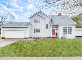 300 Wedgewood Ct, Circleville, OH 43113