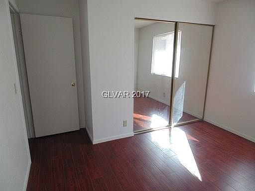3rd image of 920 Rockview Dr Unit 201
