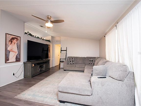3rd image of 17005 Sugar Berry Ln
