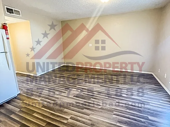 Northbrook, 1018 Lamont St #20, Carlsbad, NM 88220