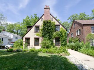 357 Woodlawn Ave, Glencoe, IL