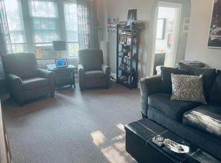 3719 N Southport Ave APT 201, Chicago, IL 60613