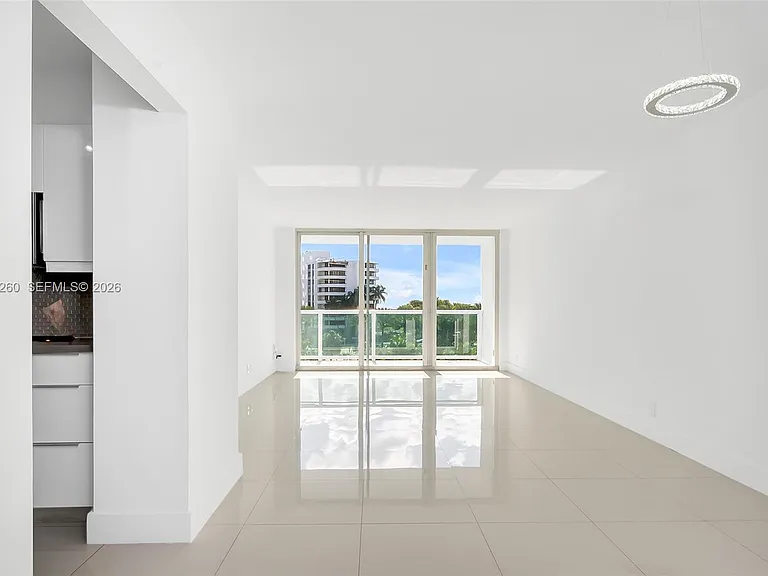 100 Bayview Dr #408 — Photo 5
