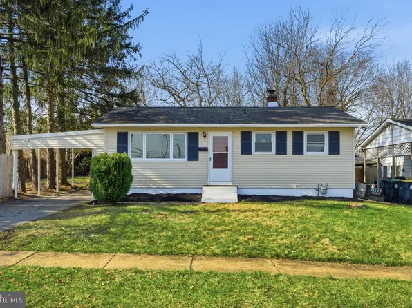 2 Cherry Rd, New Castle, DE 19720