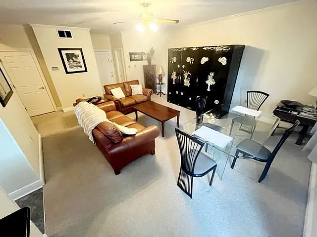 323 Morgan St #D — Photo 10