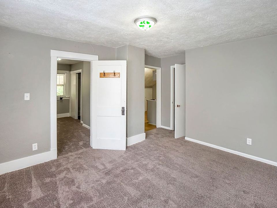 1st image of 536 S 31st Ave #6
