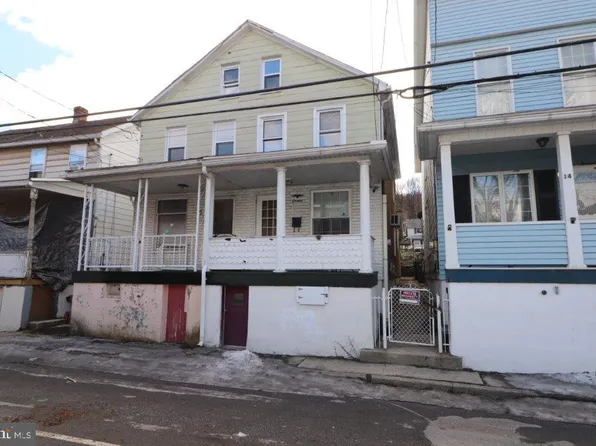 16 E Kline Ave, Lansford, PA 18232