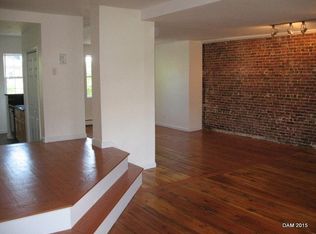 140 Middle St APT 3, Manchester, NH 03101