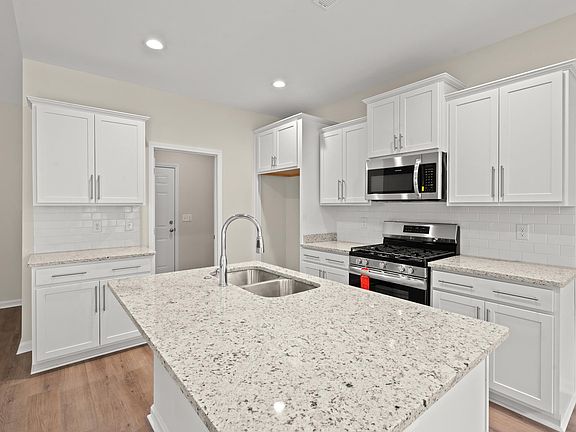 5th image of 1000 Woodside Dr. Lot 157 Oak II