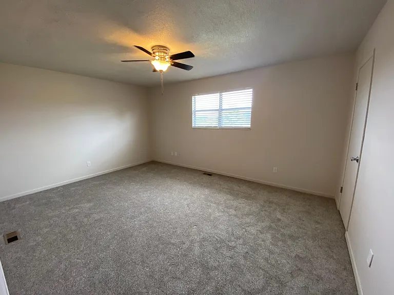 1822 Meadowland Ln #C — Photo 8