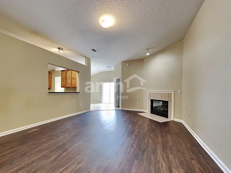 81 Marisco Way — Photo 7