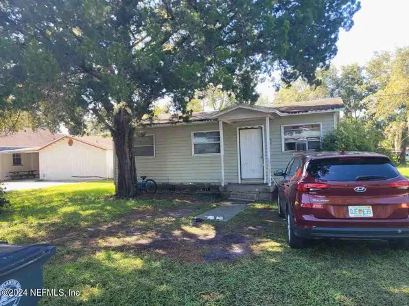 94 LEWIS Street, Atlantic Beach, FL 32233