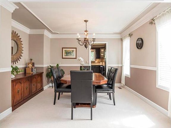 4th image of 9182 Hardy Rd