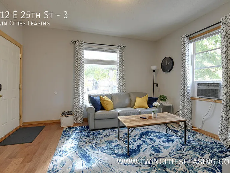 912 E 25th St #3 — Photo 2