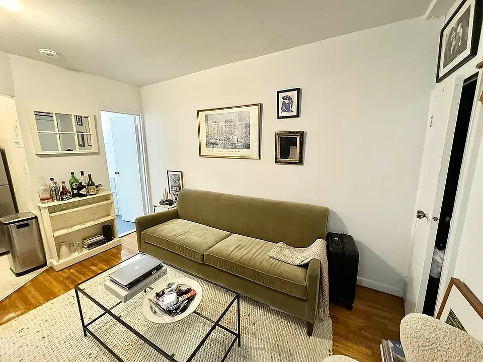 135 Charles St #THE