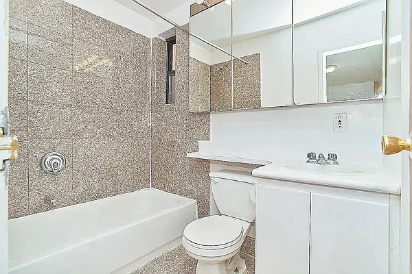 Rented by REAL New York | media 6