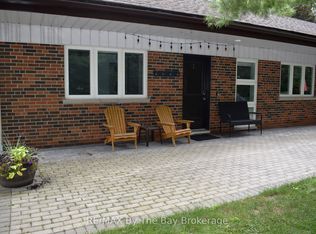 1054 Lawson Rd #1, Tiny, ON L0L 1P1