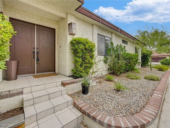 2nd image of 2695 San Lago Ct
