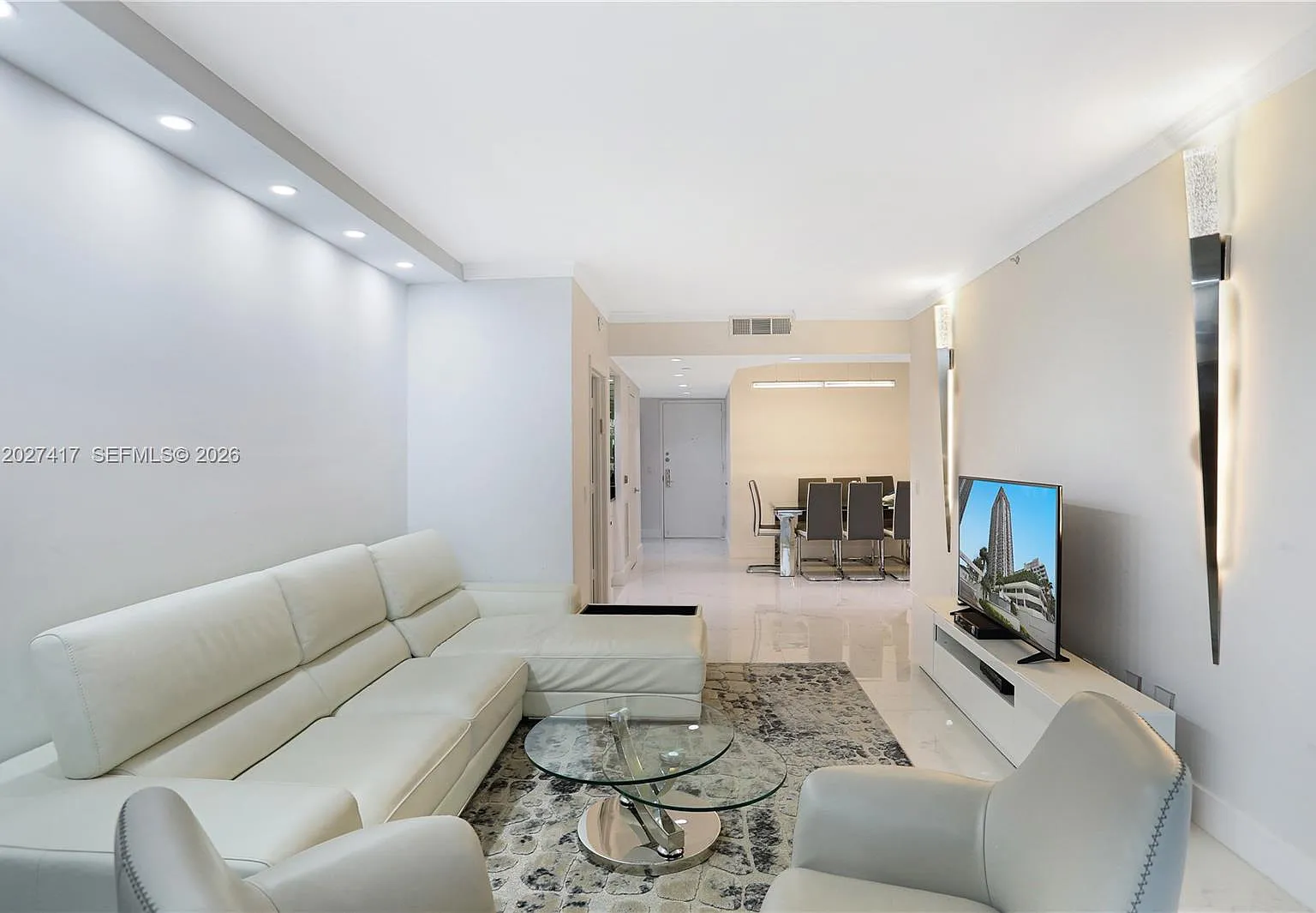 Green Diamond Condo — Photo 2