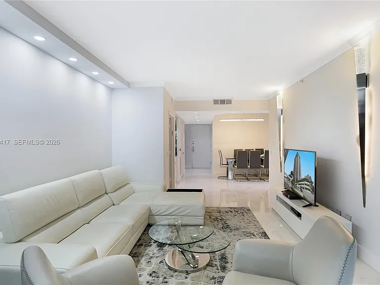 4775 Collins Ave #1804 — Photo 3