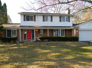 3727 Gulfwood Dr, Commerce Township, MI