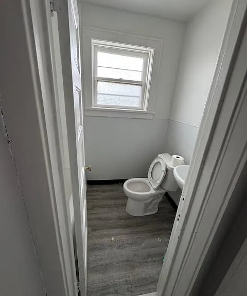 945 N Memorial Dr #2 — Photo 2
