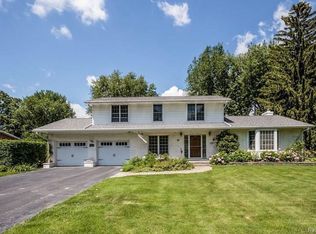 38101 Willowmere St, Harrison Township, MI 48045