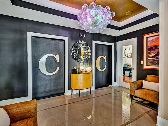 2nd image of 204 Jefferson St #10