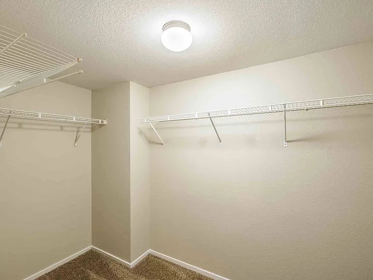 Ascent at Silverado Apartment Homes — Photo 35