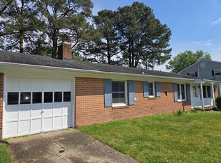 424 Kingswood Pl, Virginia Beach, VA 23452