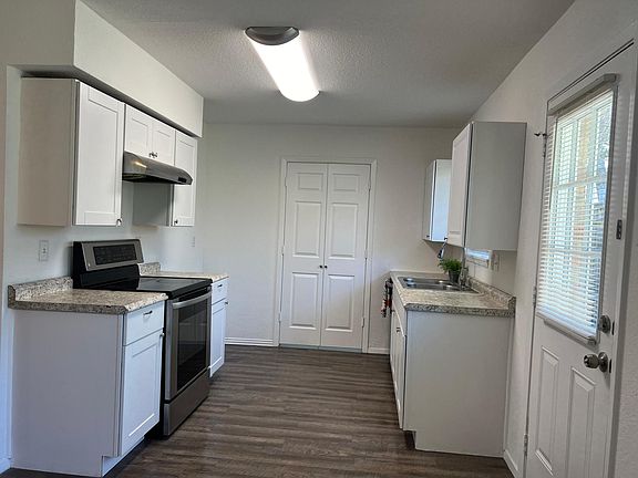 5th image of 1113 Springwood Dr