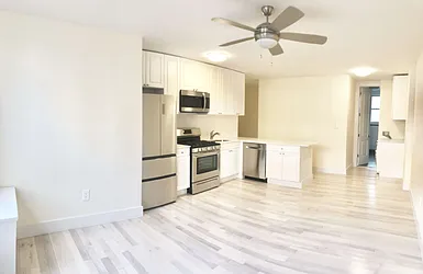 Rented by Uptown Flats LLC