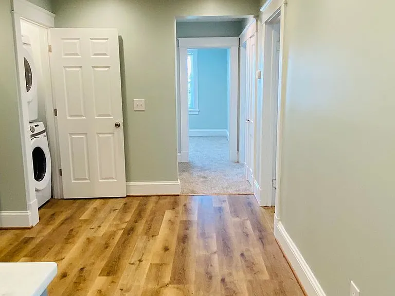 2507 Seminary Ave. — Photo 16